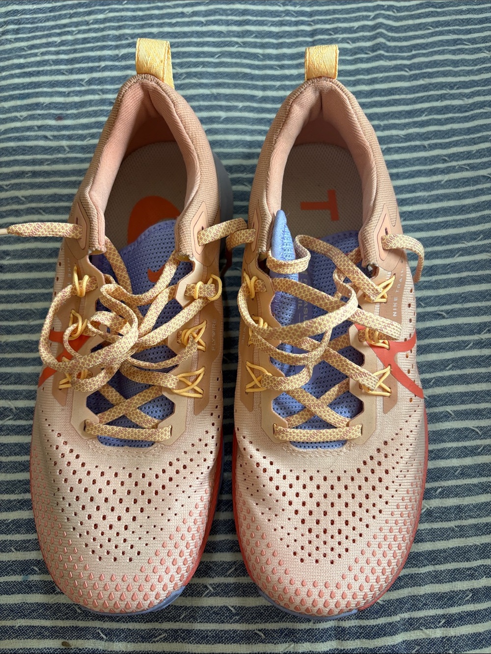 Nike Pegasus trail Peach and Lavender Women's Running Sneakers
